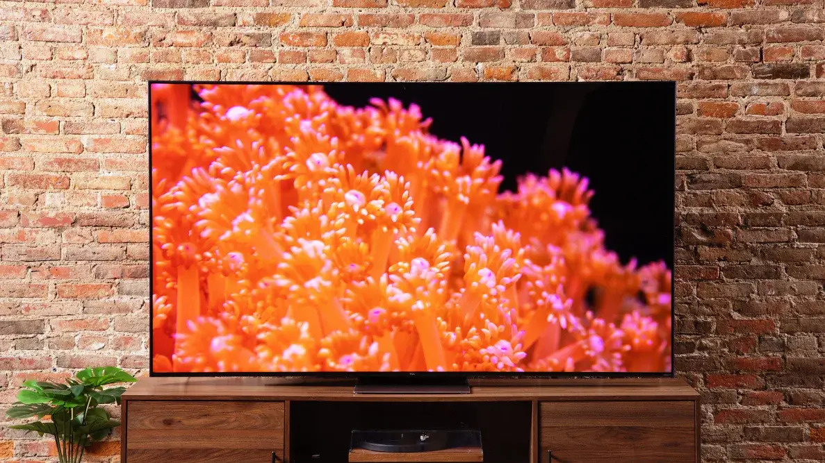 Smart TV TCL 6-Series | Generator-online.com